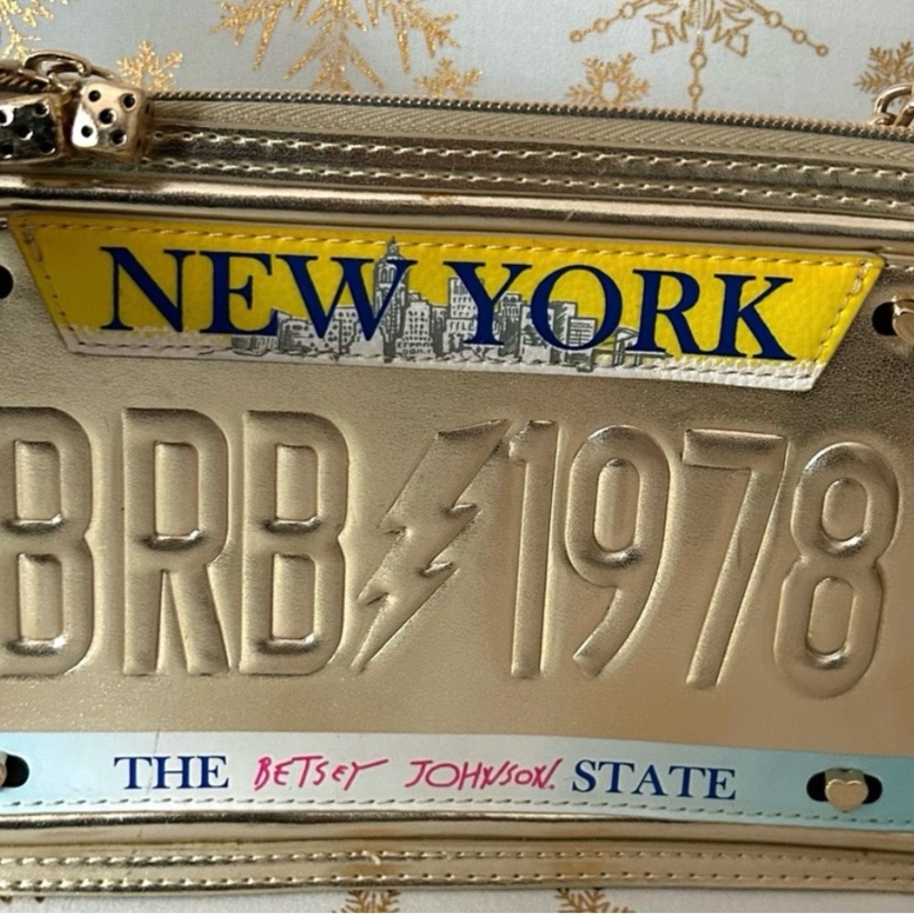 Betsey Johnson Gold License Plate Wristlet - Picture 5 of 5